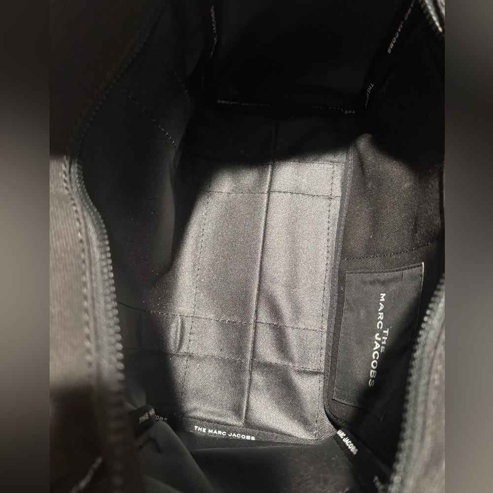 Marc Jacobs Black Canvas Tote Bag - Picture 4 of 4